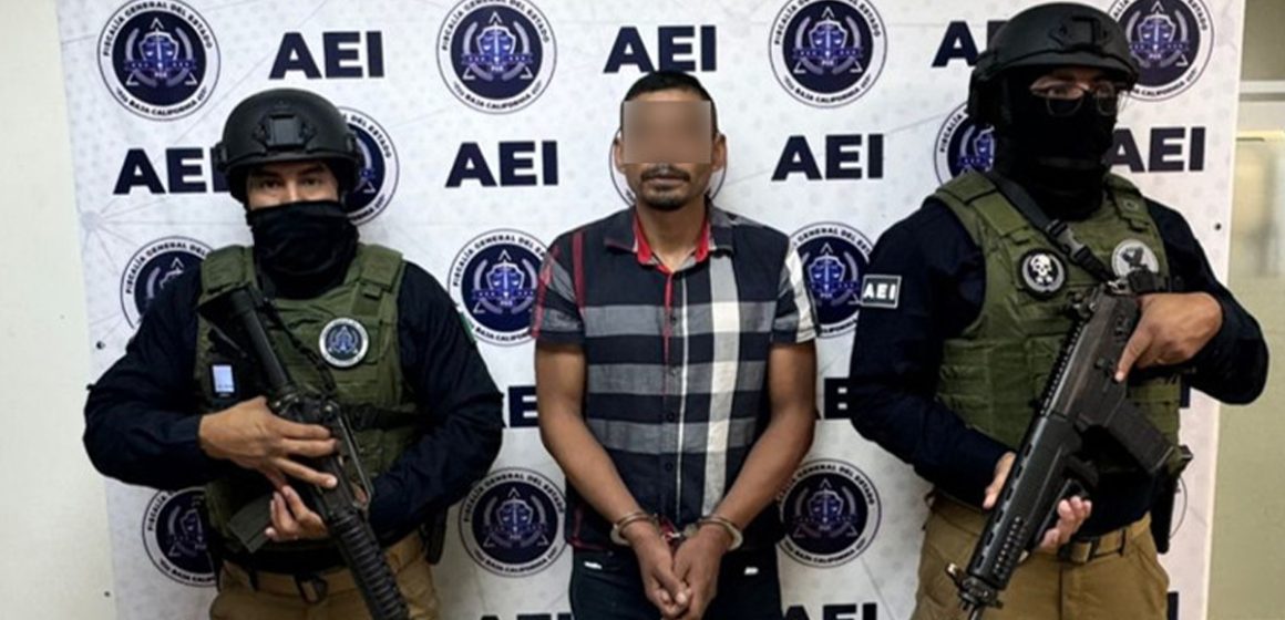 Capturan a presunto líder de grupo dedicado al robo de vehículos en Tijuana