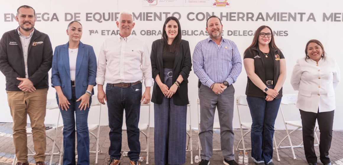 1 Entrega municipio equipamiento y herramienta a las nueve delegaciones de Tijuana
