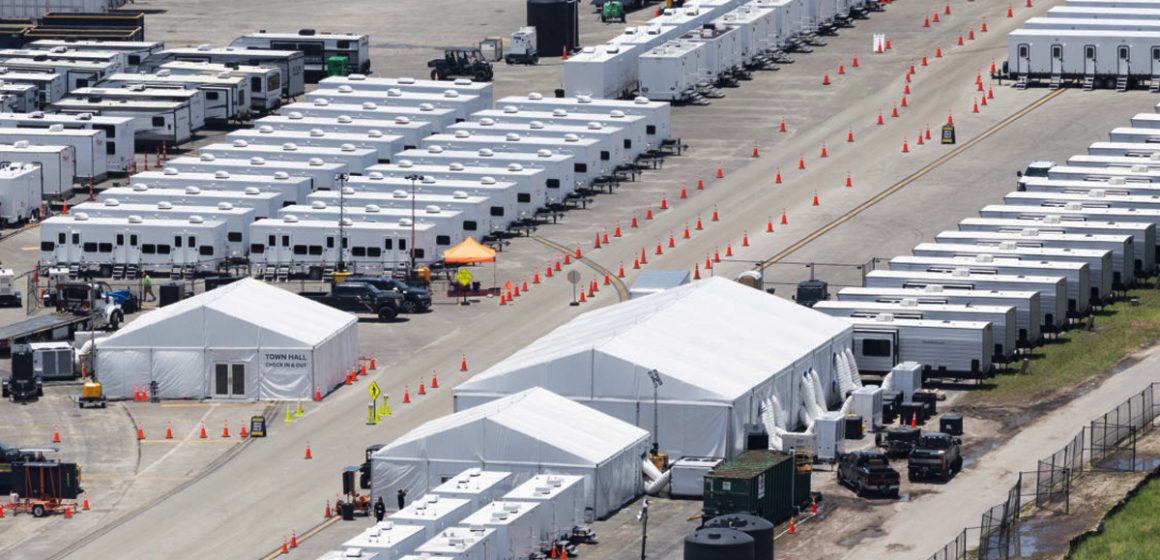 Reportan 30 mexicanos detenidos en centro Alligator Alcatraz; cónsul ya ofrece asistencia