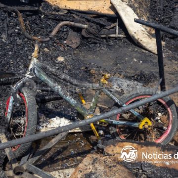Tragedia en Valle Redondo: Incendio consume tres casas y deja dos con daños considerables