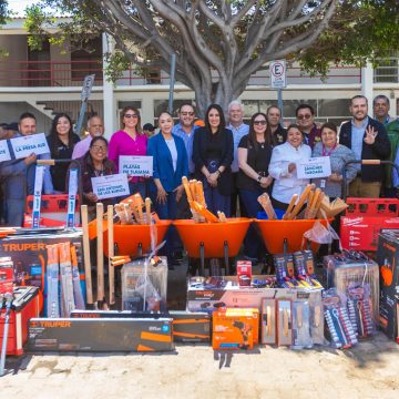 Ayuntamiento de Tijuana entregó equipo a delegaciones para fortalecer servicios públicos