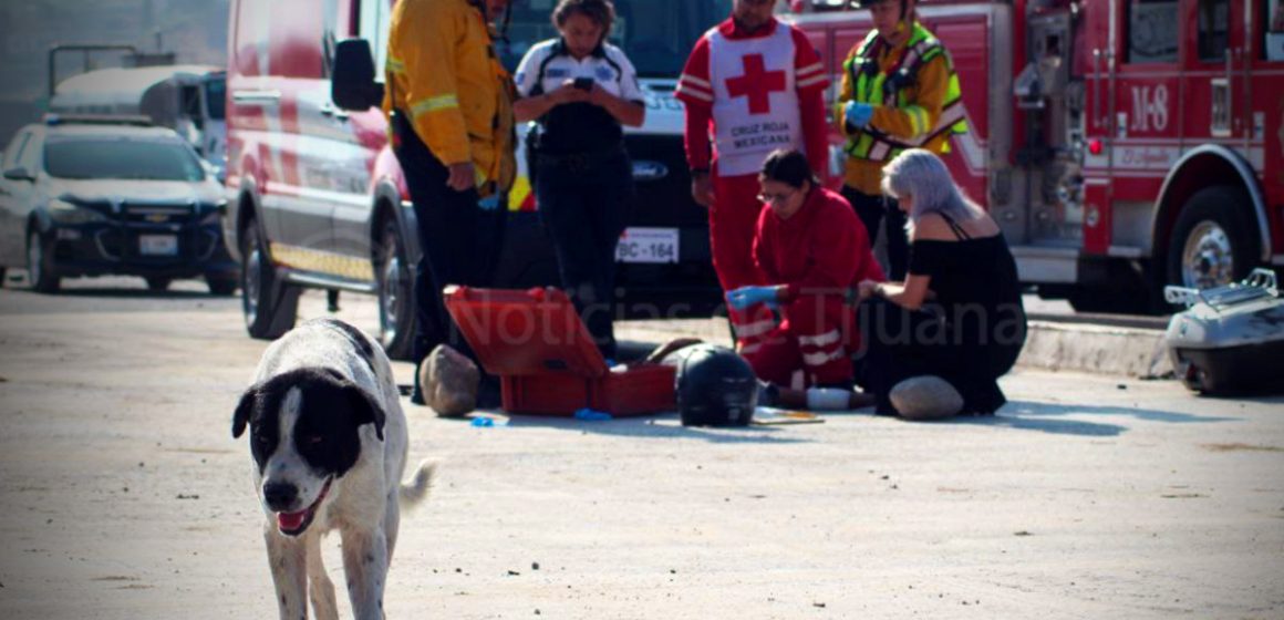 Motociclista se accidenta al incorporarse a calle en reparación  