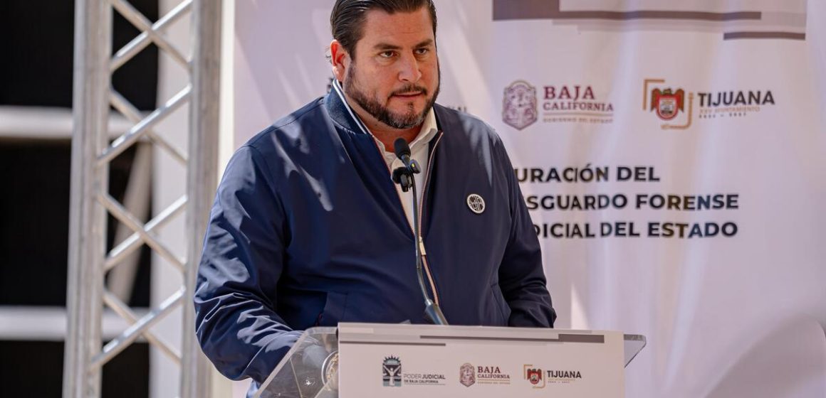 Burgueño participa en la inauguración del Centro de Resguardo Forense del Poder Judicial de BC