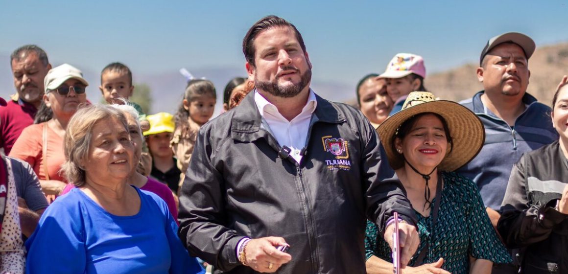 m (2) Burgueño supervisa avances del programa “Tijuana: Ciudad Limpia”