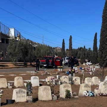 portada Detonaciones interrumpen sepelio en panteón Monte de los Olivos; hay dos detenidos