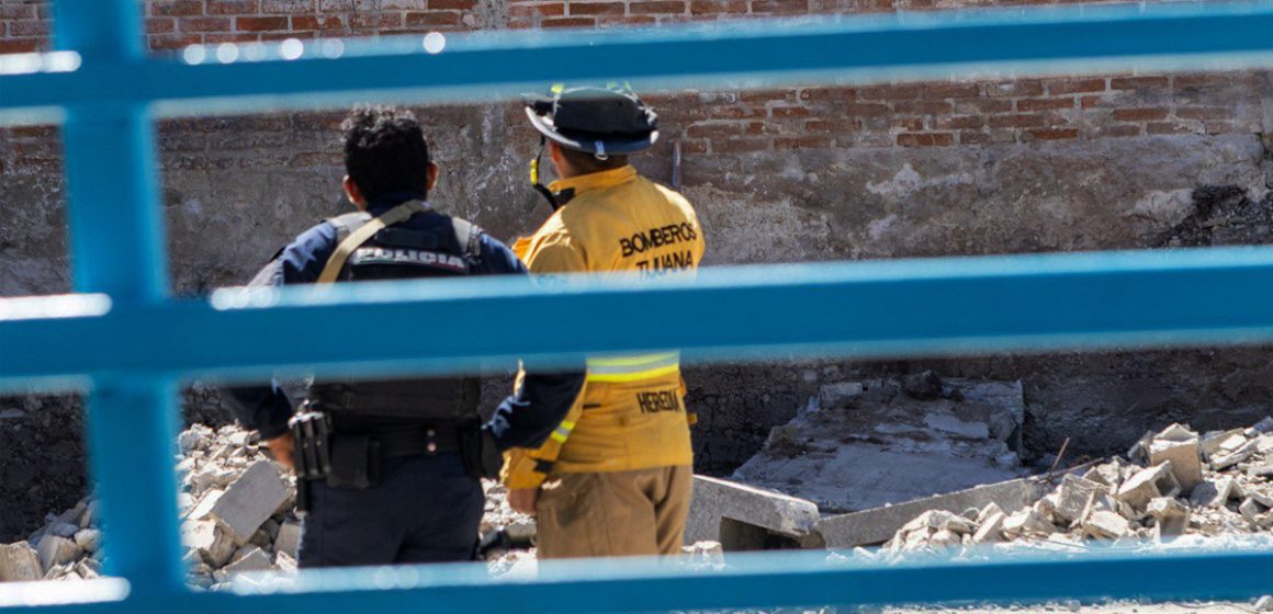 portada Muere albañil en la colonia Sánchez Taboada tras ser aplastado por barda