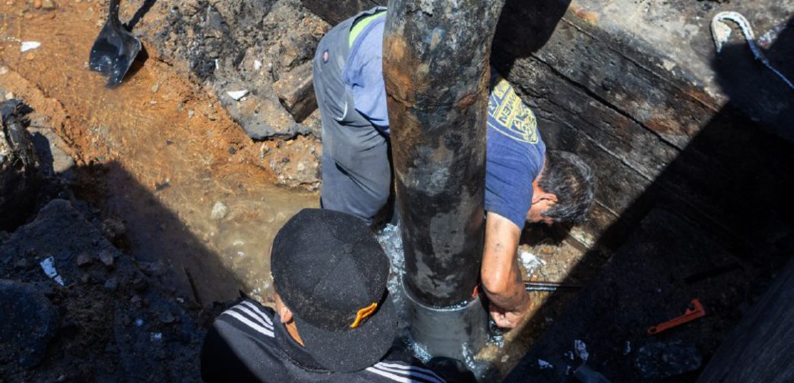 portada Repara Cespt fuga de agua en bulevar Josefa Ortiz de Domínguez