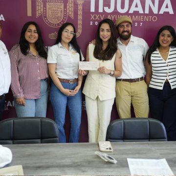 Otorgan apoyo económico a Asociación Civil Milagro de México