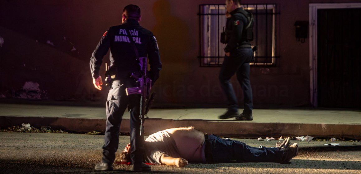 web Balean a hombre en la colonia Castillo