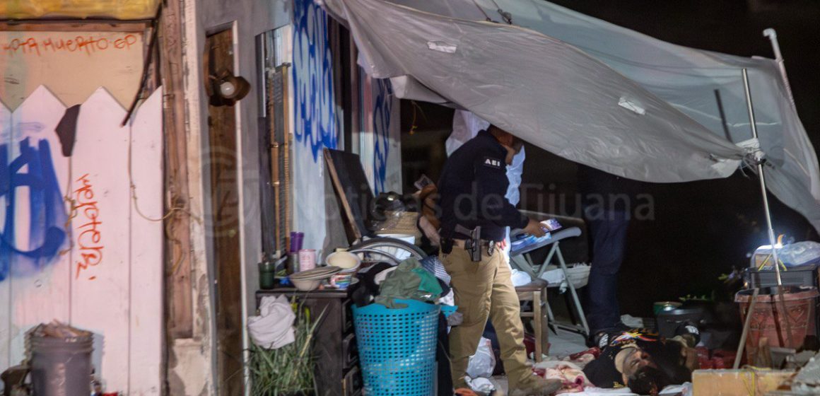 web Localizan dos cuerpos humanos sin vida en casa en demolición