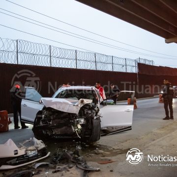 Dos mujeres de la tercera edad resultan lesionadas en choque