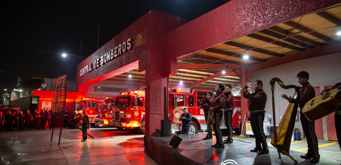 062A9732 Bomberos de Tijuana conmemoran su día y 103 años de servicio.