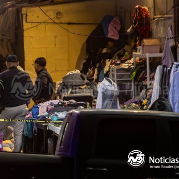 Mujer asesinada dentro de tienda de ropa en camino verde