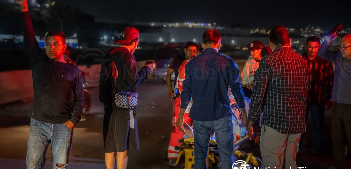 Impactan a ciclista que circulaba sobre la Vía Rápida