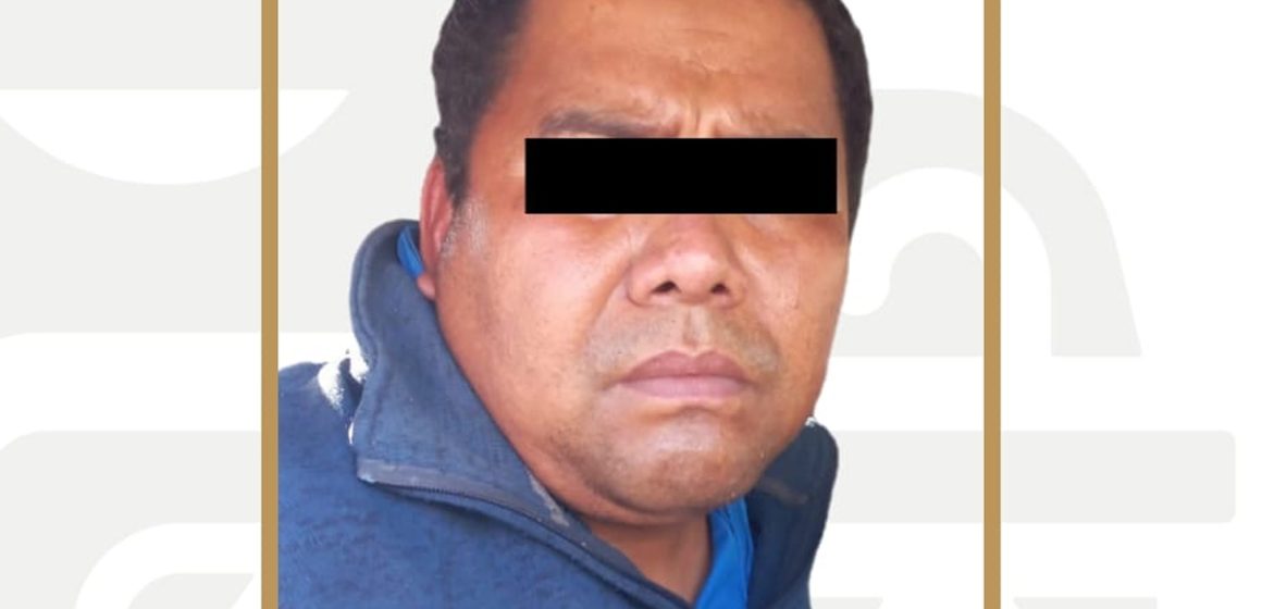 Arrestan a hombre tras agredir a su hermana con un martillo