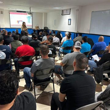 1 Capacitan a personal de 31 centros de rehabilitación en prácticas de higiene