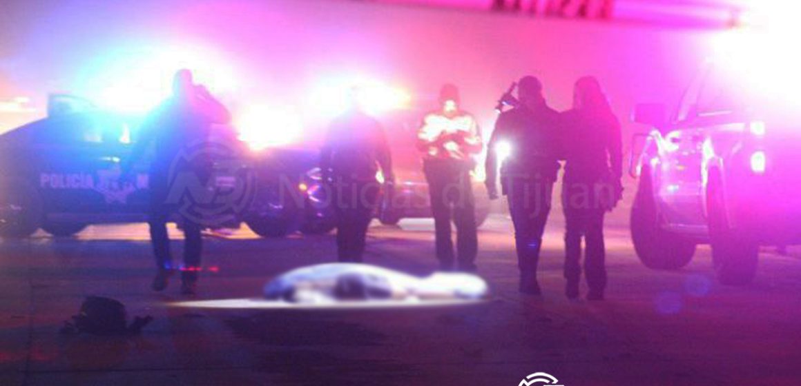 1 Motociclista muere al cruzar bache en bulevar 2000