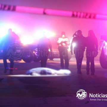 Motociclista muere al cruzar bache en bulevar 2000