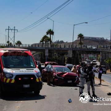 1 Adulto mayor conduce a exceso de velocidad y se impacta en la Ruta Independencia