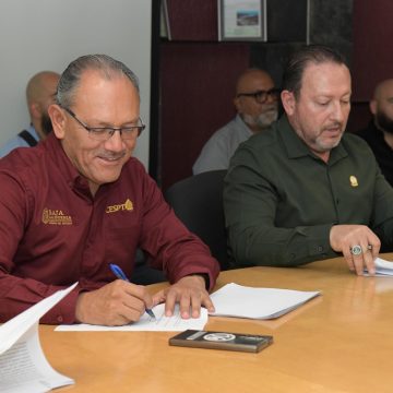Firma CESPT contrato colectivo con sindicato de burócratas