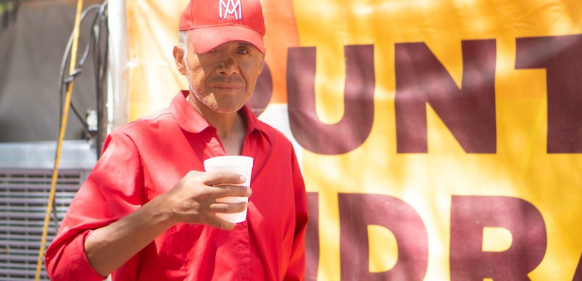 Atienden a más de 15 mil 800 personas vulnerables al golpe de calor