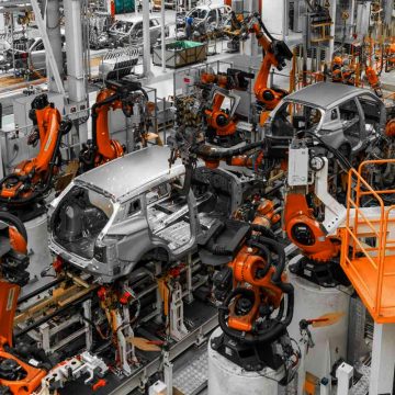 Producción manufacturera de EEUU se estanca en julio por impacto de aranceles