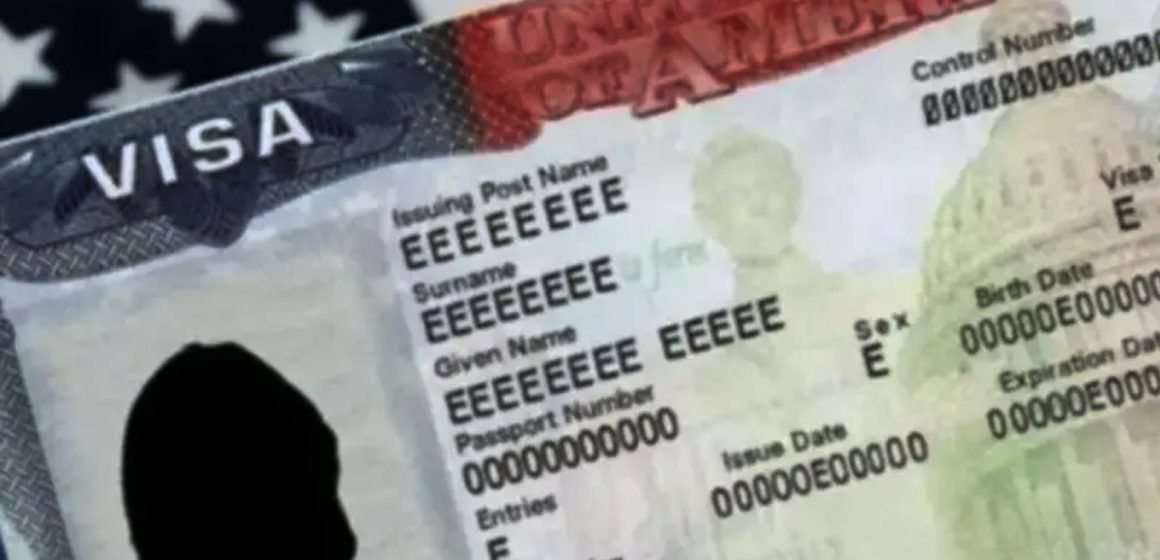 Analiza EEUU exigir fianza a solicitantes de visa temporal