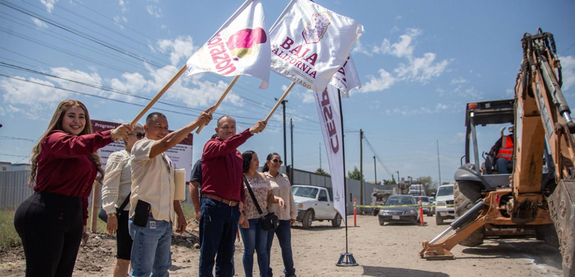 Arranca CESPT obra de red de alcantarillado sanitario en Granjas Familiares