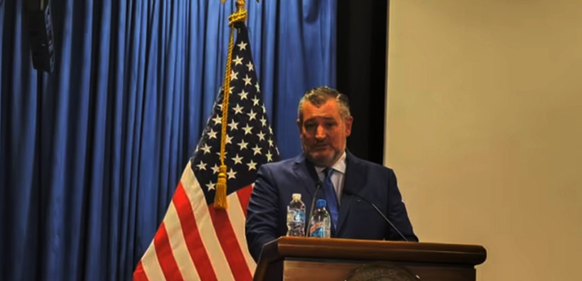 Defiende Ted Cruz intervención militar a México para combatir cárteles