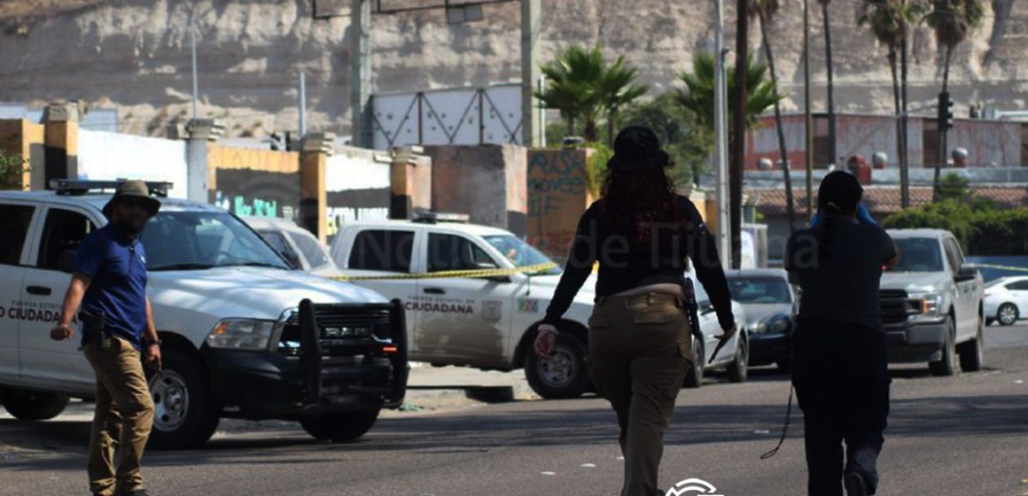 7 Localizan vehículo con manchas de sangre en colonia Los Álamos