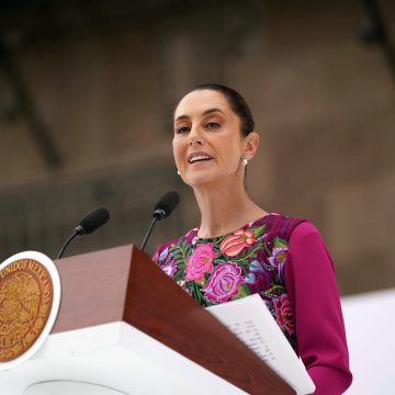 claudia-sheinbaum-zocalo-cdmx-2025 Sheinbaum destina 40 millones recuperados de la corrupción al Pueblo amuzgo
