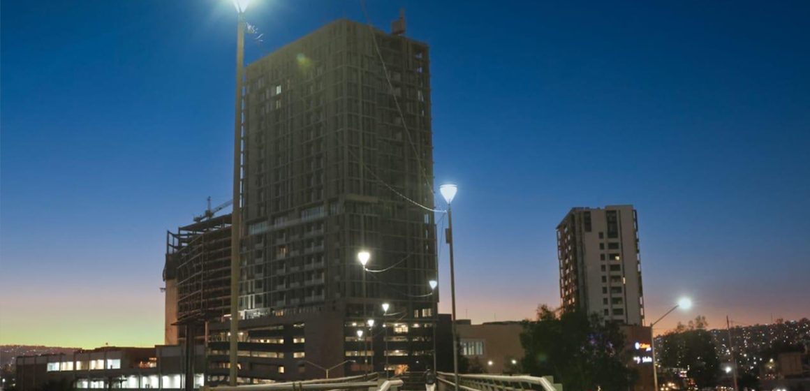 Tijuana brilla con más de 2 mil luminarias reparadas en 2025