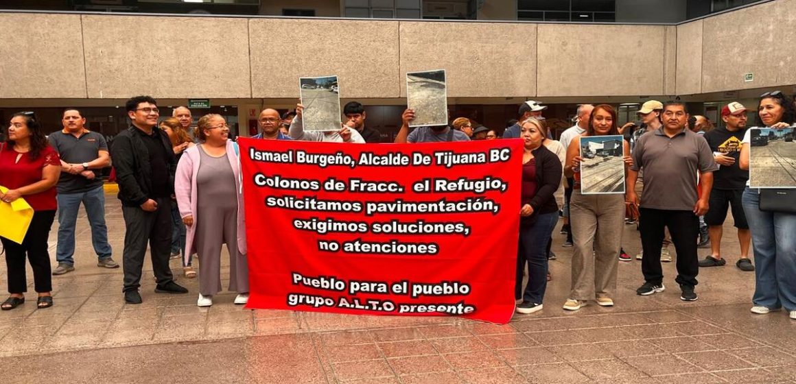 Vecinos de El Refugio exigen pavimentación: “No queremos atenciones, queremos soluciones”