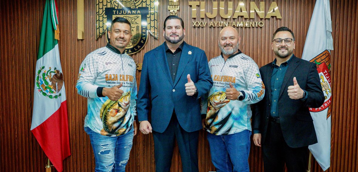 sdfe Recibe alcalde a seleccionados nacionales del equipo mexicano de pesca