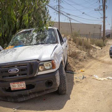 Volcadura en el Bulevar 2000 deja un conductor detenido