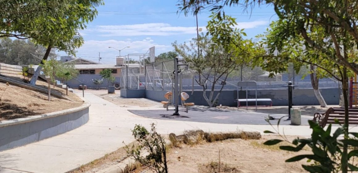 xc Realizan jornada de limpieza y eliminación de grafiti en la colonia El Niño