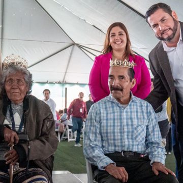 Celebra Ismael Burgueño Ruiz a las abuelas y abuelos en su día
