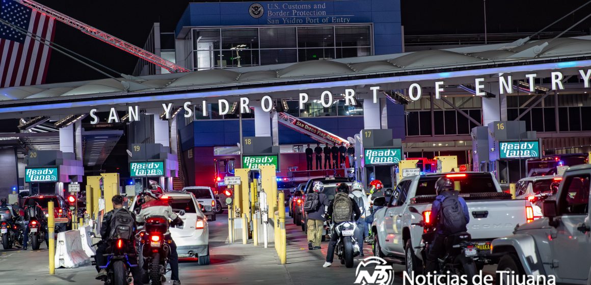 CBP guarda un minuto de silencio por victimas 11 de septiembre