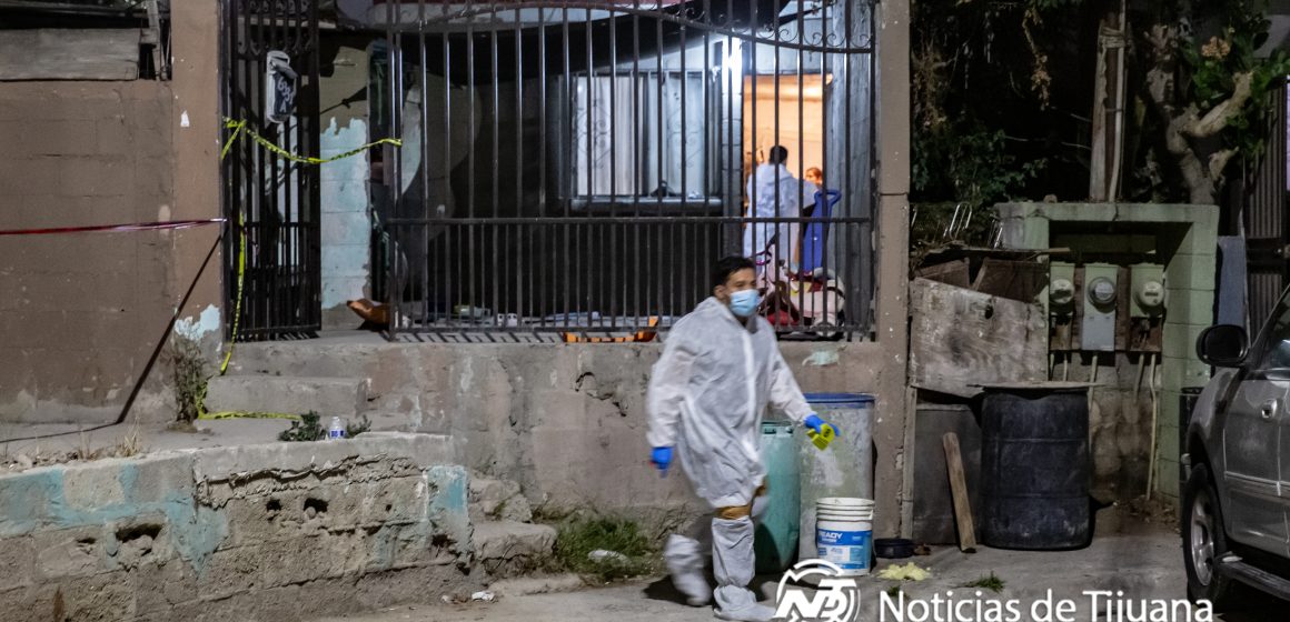 Sujeto asesina a su novia frente a sus hijos en El Presidentes