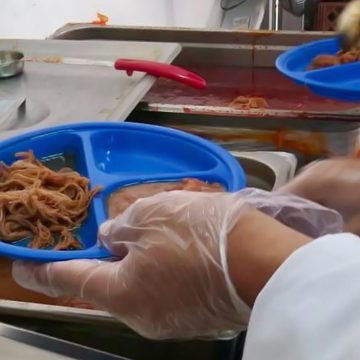 1 Supervisa DIF Tijuana desayunos escolares calientes