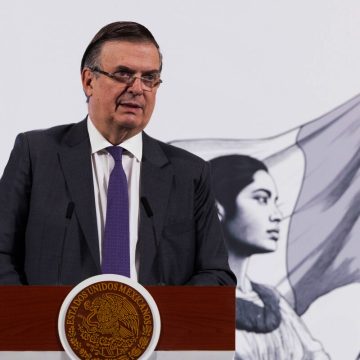 Anuncia Ebrard inversión millonaria en centro de datos con IA en México