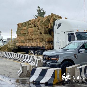 1 Tráiler sin frenos provoca choque múltiple en caseta de El Hongo; al menos diez lesionados
