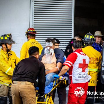 1 Trabajador sufre descarga eléctrica en Plaza Península