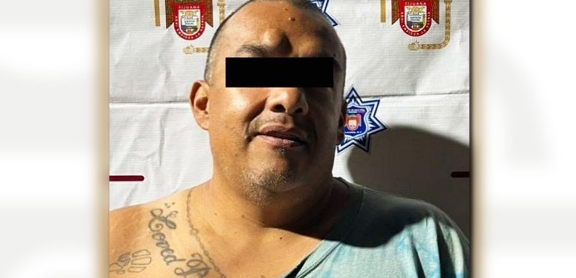 Arrestan a hombre por violencia familiar