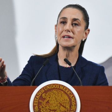 Sheinbaum rechaza mal manejo de recursos en BC tras aparición de narcomanta en Mexicali