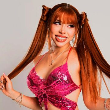 Yeri Mua denuncia amenazas previas a presentación en feria de Tijuana