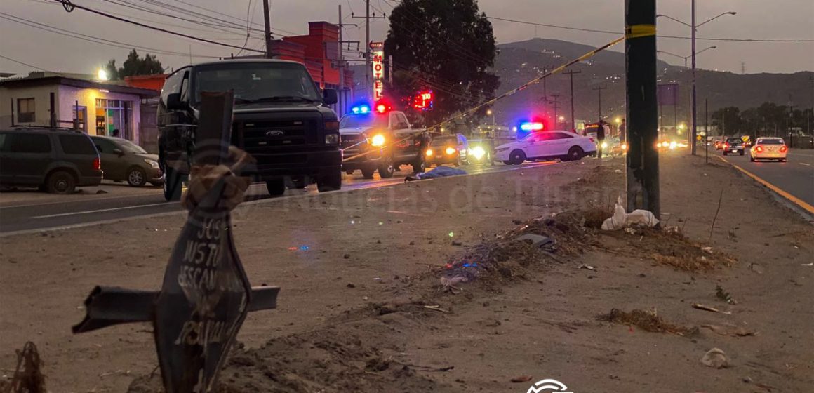 Hombre pierde la vida tras ser arrollado en carretera Tijuana-Tecate