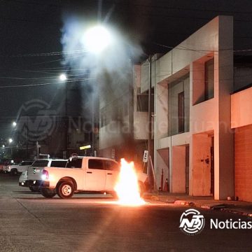 Atacan instalaciones de la Fiscalía en Ensenada; prenden fuego a tres vehículos