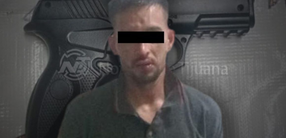 Ciudadanos y Policía detienen a hombre armado en Las Torres Parte Alta