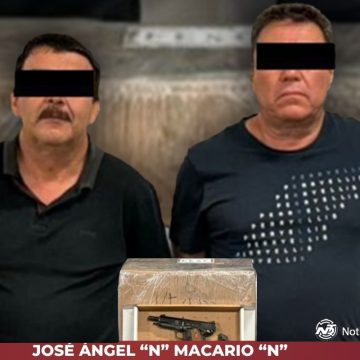 Detienen a dos hombres armados con casi 9 kilos de metanfetamina en Tijuana